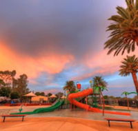 Yarrawonga Holiday Park - Mackay Tourism