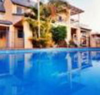 Korora Bay Beach House - Mackay Tourism