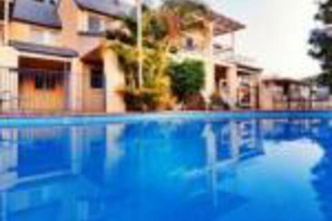 Korora Bay Beach House - Mackay Tourism 0