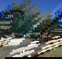Hazelcreek Cottages - Mackay Tourism