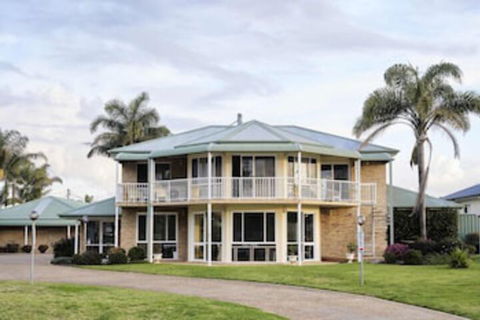 Harbourview House - Mackay Tourism 0