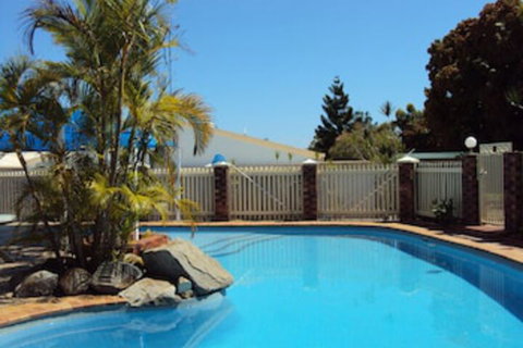 Palm Valley Motel And Self-contained Holiday Units - Mackay Tourism 0
