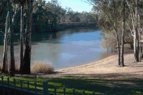 Riverview Motel Deniliquin - Mackay Tourism 3