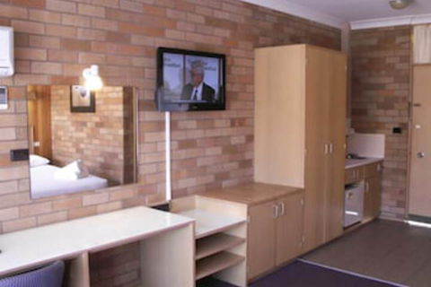 Court Street Motel - Mackay Tourism 6