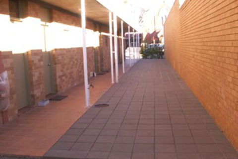 Court Street Motel - Mackay Tourism 1