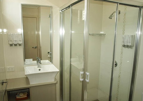 Smart Stayzzz Inns Clermont - Mackay Tourism 6