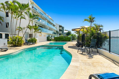 Aqua Linea - Mackay Tourism 3