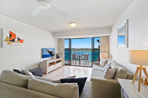 Aqua Linea - Mackay Tourism 7