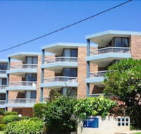 Sea Point Ocean Apartments - Mackay Tourism