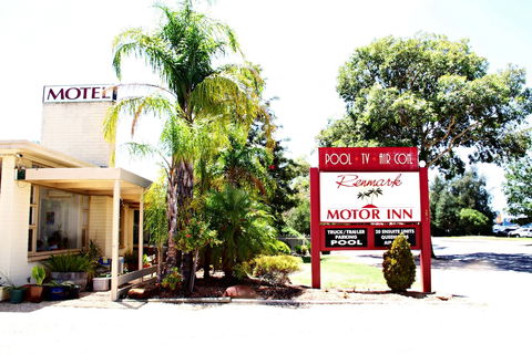 Renmark Motor Inn Motel - Mackay Tourism 2