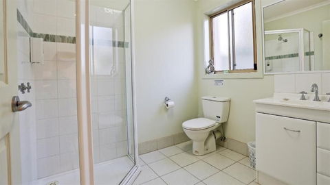 Euroa Motor Inn - Mackay Tourism 6