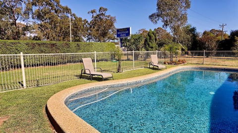 Euroa Motor Inn - Mackay Tourism 1