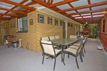 Kingsway Holiday Flats & Gariwerd House. - Mackay Tourism 6