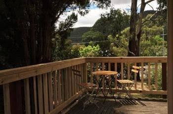 Kingsway Holiday Flats & Gariwerd House. - Mackay Tourism 3