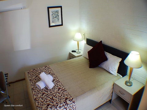 Newcastle Links Motel - Mackay Tourism 4