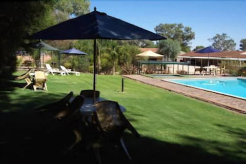 Barmera Lake Resort Motel - Mackay Tourism 7