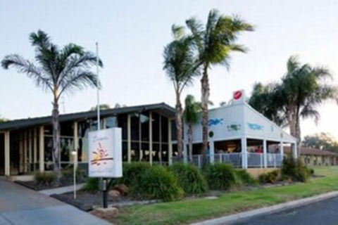 Barmera Lake Resort Motel - Mackay Tourism 5