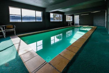 Attunga Alpine Lodge And Apartments - Mackay Tourism 1