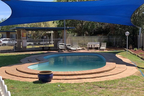 Orana Windmill Motel - Mackay Tourism 2