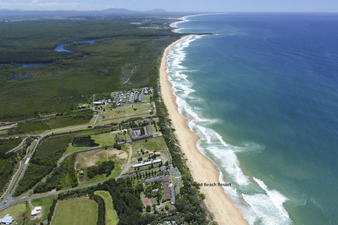 Diamond Beach Resort - Mackay Tourism 6