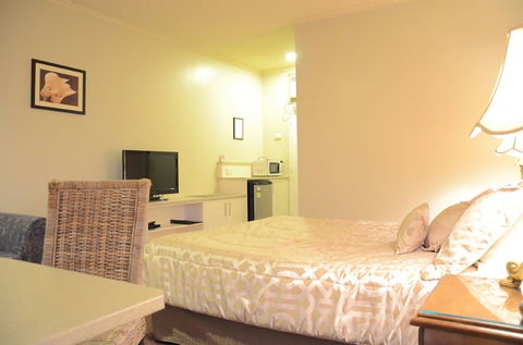 Bayview Motel Rosebud - Mackay Tourism 3