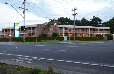 Bayview Motel Rosebud - Mackay Tourism 0