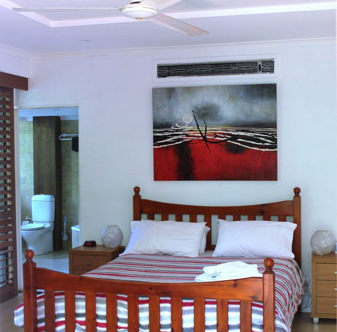 Whitsundays Rainforest Retreat - Mackay Tourism 1