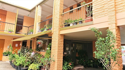 New Olympic Motel - Mackay Tourism 1