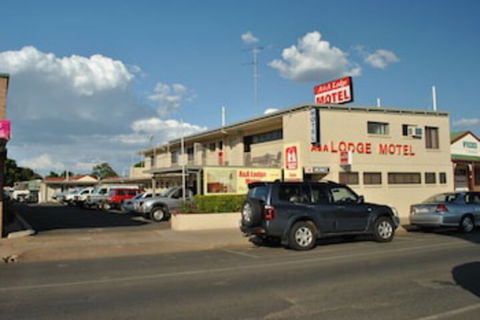 A & A Lodge Motel Emerald - Mackay Tourism 0