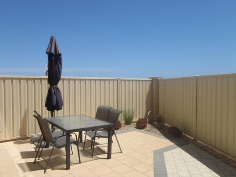 Port Denison Beach Resort - Mackay Tourism 4