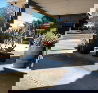Country Motor Inn Singleton - Mackay Tourism