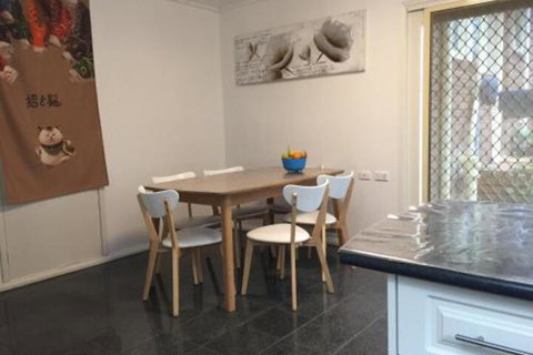 Rose Avenue Home Stay - Mackay Tourism 2