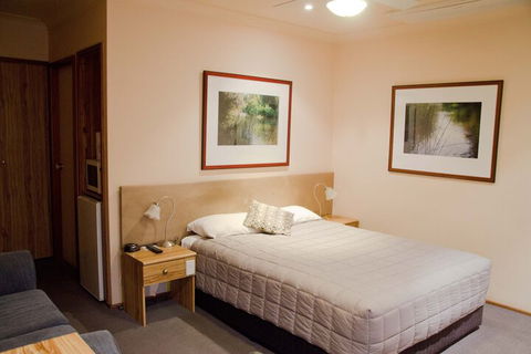 Baybrook Motor Inn & Apartments - Mackay Tourism 5