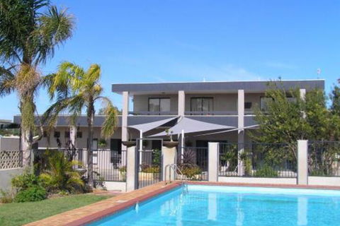 Dongara Old Mill Motel - Mackay Tourism 0