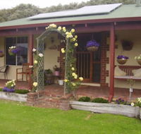 Busselton Marina Bed  Breakfast - Mackay Tourism