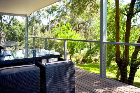 Apple Tree Cottage - Mackay Tourism 4
