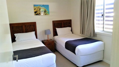 Agnes Water Beach Holidays - Mackay Tourism 2