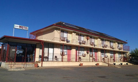 Goolgowi Highway Motel - Mackay Tourism 1