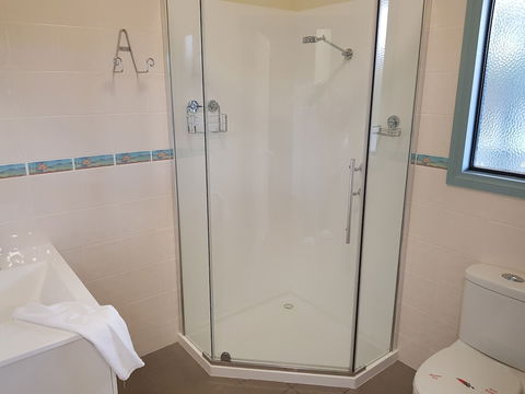 Nutkin Lodge - Mackay Tourism 2