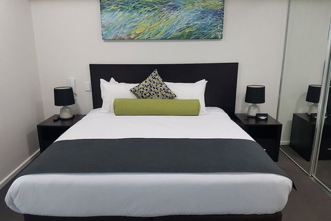 One30 Esplanade Serviced Apartments - Mackay Tourism 5
