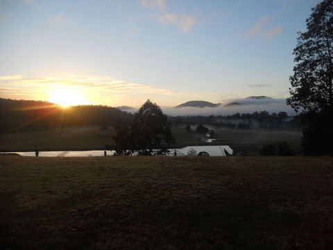 Yabbaloumba Retreat - Mackay Tourism 1