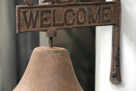 The Pines Bed & Breakfast - Mackay Tourism 1