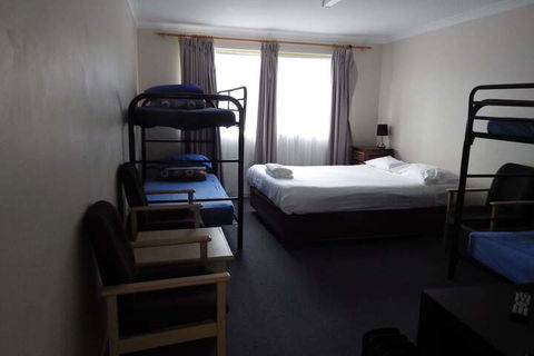 Walpole Lodge - Mackay Tourism 4