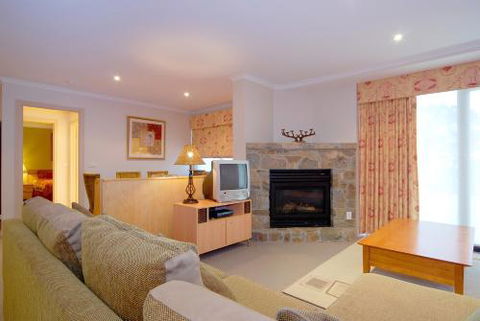 Hotel Pension Grimus - Mackay Tourism 7