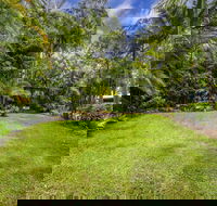 Safety Beach Ocean Bungalows - Mackay Tourism