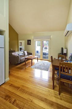 Port Boutique Accommodation - Mackay Tourism 3