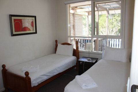 Australian Home Away At Doncaster Grange Park - Mackay Tourism 1