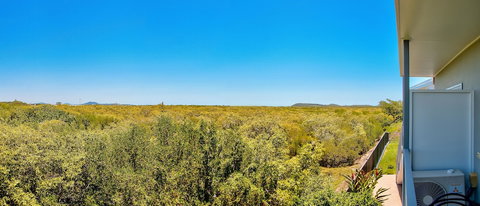 Mackay Oceanside Central Hotel - Mackay Tourism 4