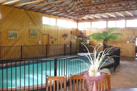 Happy Days Accommodation - Mackay Tourism 4