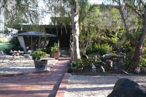 Happy Days Accommodation - Mackay Tourism 3